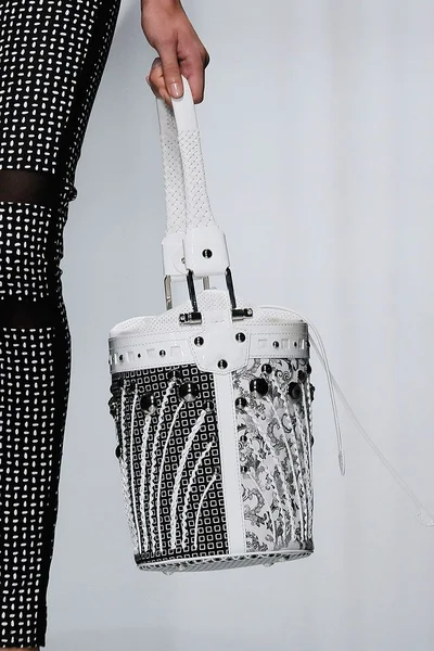 Look 83